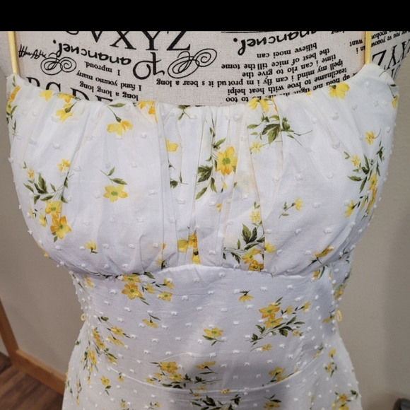 RUBY ROX Juniors SZ 11 white swiss dot w/ yellow floral print fit flare dress. A - Picture 5 of 12